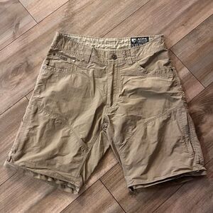 Kuhl Khaki/Green Athletic Cargo Shorts Men‎ 32 Bin E-30